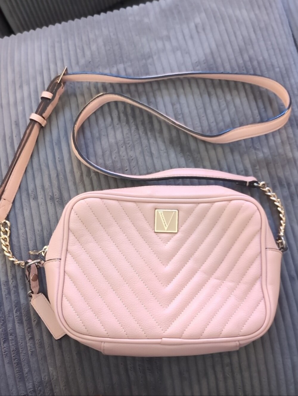 Victoria's Secret Quilted Pale Pink Crossbody with Gold V Logo